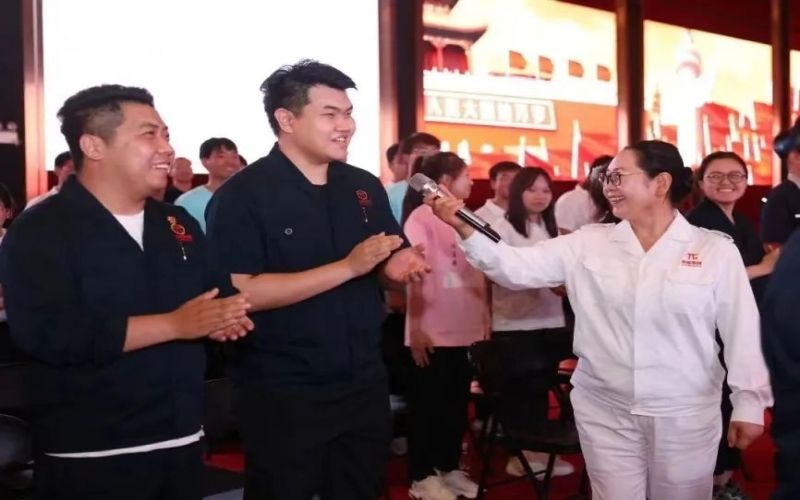 綻放青春光彩 開啟榮耀征程！榮程集團舉行2023屆榮耀青年文藝匯報晚會