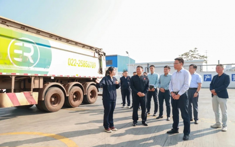 天津市交通運輸委黨委書記、主任王志楠一行到榮程集團走訪調研