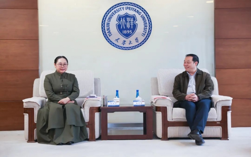 張榮華主席應(yīng)邀出席天津大學(xué)創(chuàng)業(yè)大講堂活動(dòng)，張君婷總裁作主題演講