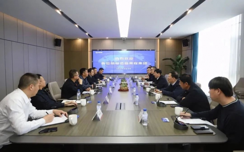 滄州交發(fā)集團(tuán)董事長(zhǎng)劉俊德一行到訪榮程集團(tuán)