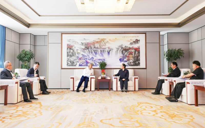 國(guó)網(wǎng)天津市電力公司董事長(zhǎng)、黨委書記郭銘群深入榮程集團(tuán)走訪調(diào)研