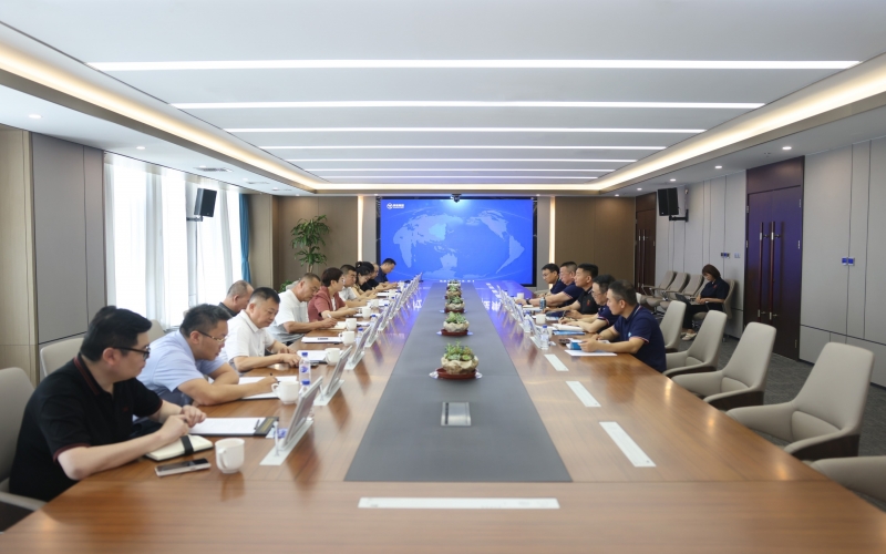 內(nèi)蒙古自治區(qū)錫林郭勒盟正藍(lán)旗委副書(shū)記、旗長(zhǎng)劉曉敏到訪榮程集團(tuán)